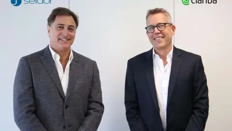 Josep Benito, presidente de Seidor, junto a Marc Haberland, fundador de Clariba.