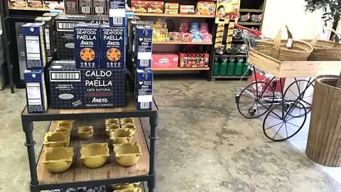 Productos españoles en un supermercado de Dubai. (EL CORREO)