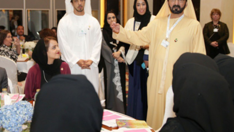 El gobernante de Dubai difundió esta imagen tras el anuncio en Twitter.