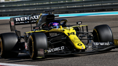 Fernando Alonso con Renault en Yas Marina. (Twtter)