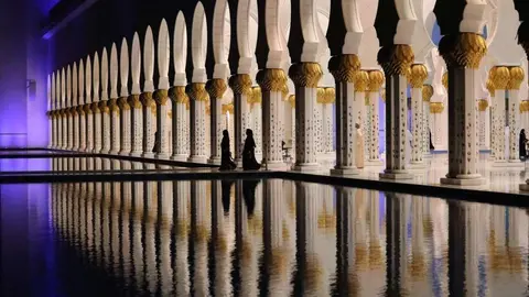 La Gran Mezquita Jeque Zayed en Abu Dhabi.