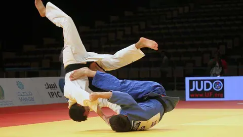 Una imagen de un torneo de judo en EAU. (WAM)
