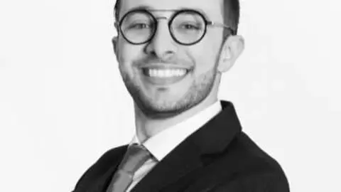 El agregado comercial guatemalteco en EAU, José Bassila en una foto de Twitter.