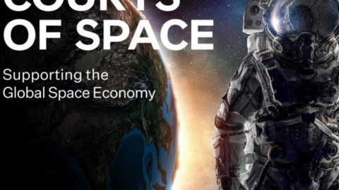 Cartel anunciador del Tribunal del Espacio en DIFC.