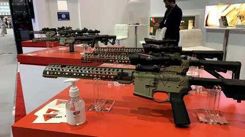 Armas de última generación. (EL CORREO)