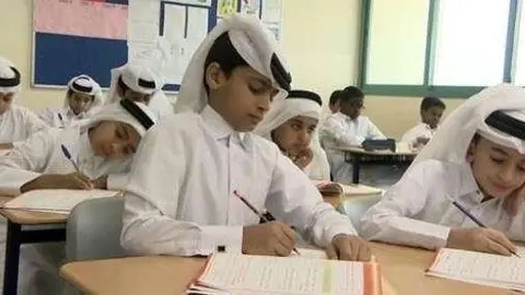 Un aula de un colegio en Emiratos. (Al Bayan)