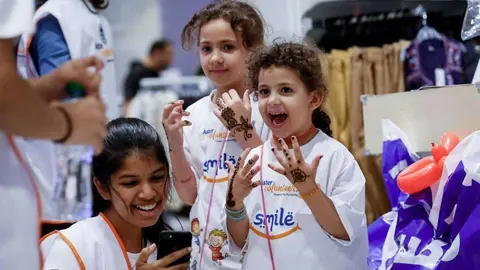 Niñas sonríen en una pasada edición del programa 'Smile'.