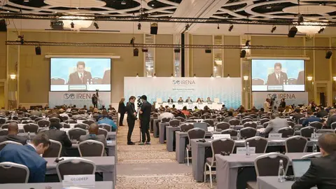 Más de 150 países se reunieron en la X Asamblea de IRENA en Abu Dhabi. (EL CORREO)