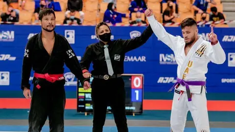 Willy Fernández, ganador del Grand Slam de Jiu Jitsu de Abu Dhabi 2021. (Cedida)