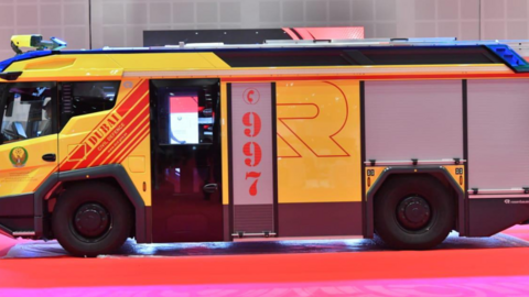 El nuevo camión de bomberos eléctrico de Dubai. (Dubai Media Office)