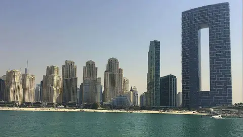 Perspectiva de Jumeirah Beach Residence, una de las zonas más demandadas por los expatriados para vivir en Dubai. (EL CORREO)