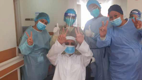Personal sanitario cubano en Qatar luchando contra Covid-19. (Prensa Latina)