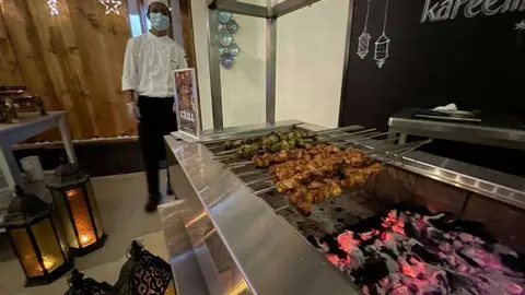 Iftar en el Hotel Occidental Al Jaddaf en Dubai. (EL CORREO)