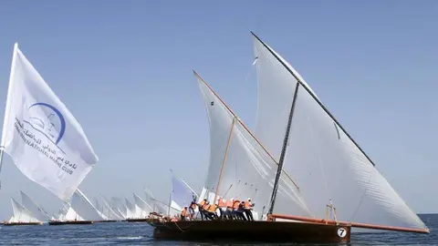 Una imagen de la regata Al Gaffal Dhow en Dubai. (WAM)
