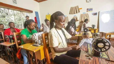 RefuSHE, con sede en Nairobi, apoya a niñas y mujeres refugiadas a través del emopoderamiento y la asistencia. (Wam) 