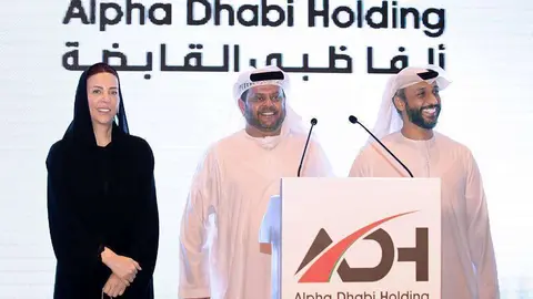 Representantes de la empresa IHC en Abu Dhabi. (WAM)