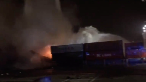 La Defensa Civil de Dubai ha conseguido controlar el incendio. (Dubai Media Office)