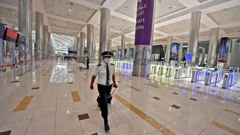 Un piloto en el Aeropuerto Internacional de Dubai. (Fuente externa)