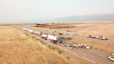 Camiones y coches tras el siniestro. (Fuente externa)
