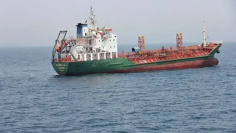 Un buque en el Estrecho de Ormuz. (Fuente externa)