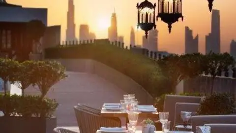 Imagen de Burj Khalifa, edificio más alto del planeta, desde la espectacular terraza del hotel Occidental Al Jaddaf, perteneciente al grupo español Barceló. (Cedida)