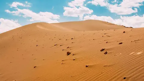 Hay que ir muy preparado para adentrarse en el desierto en pleno mes de agosto. (pxhere.com)