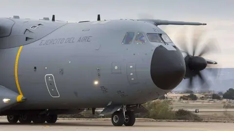 Avión del Ejército del Aire que realiza las tareas de repatriación de Afganistán a España vía Dubai. (@Defensagob)