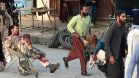 Una imagen de Twitter de heridos en el lugar de la explosión.