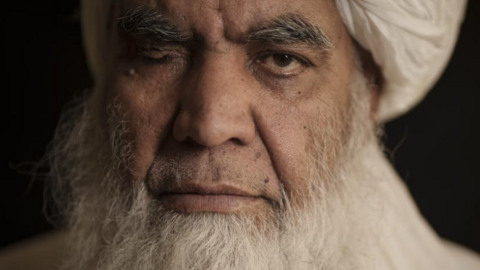 El mulá Nurudín Turabi, uno de los dirigentes del Talibán, en Kabul erl 22 de septiembre del 2021. (Foto AP/Felipe Dana)