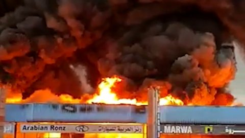 Captura de un vídeo difundido en redes sociales en el que se observa las llamas del incendio.