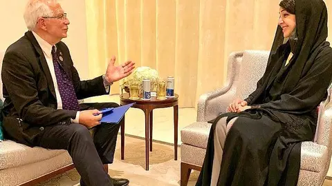 Josep Borrell, durante su encuentro con la ministra de Estado de Cooperación Internacional y directora general de Expo 2020 Dubai, Reem Al Hashimy. (@JosepBorrellF)