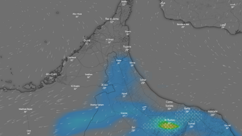 Zonas afectadas en EAU por la lluvia este lunes por la tarde. (windy.com)