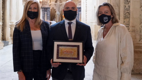El diplomático de EAU durante su visita a la Mezquita de Córdoba. (Fuente externa)