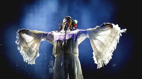 La cantante mexicana Lila Downs, durante una actuación. (Cedida)