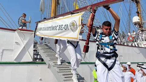 Llegada del Cuauhtémoc a Dubai