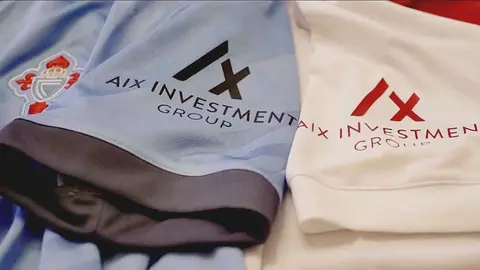 La marca de Dubai en la camiseta del Celta. (Cedida)