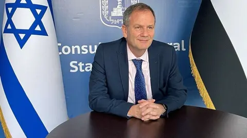 Ilan Sztulman Starosta, cónsul general israelí en Dubai. (WAM)