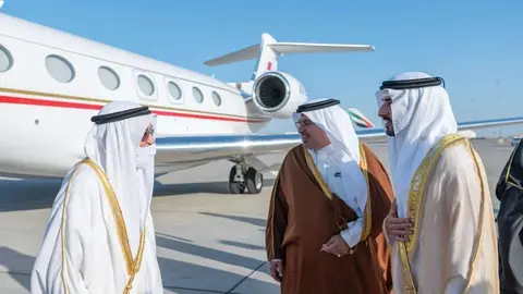 El jeque Hamdan y el pr&iacute;ncipe heredero de Bahr&eacute;in. (Twitter)