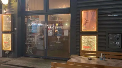 Un establecimiento en Al Quoz. (EL CORREO)