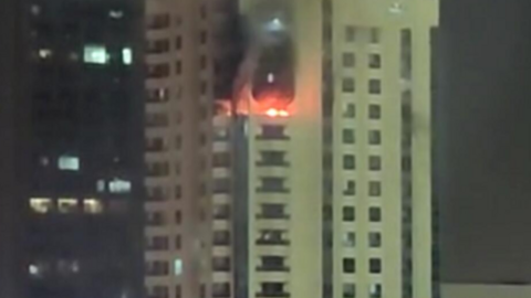 Una captura de un vídeo del fuego difundido en redes sociales.