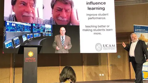 Masterclass 'Neuroeducación: Soluciones para orientar la formación en el siglo XXI' a cargo de Ernesto García Rodríguez. (Cedida)