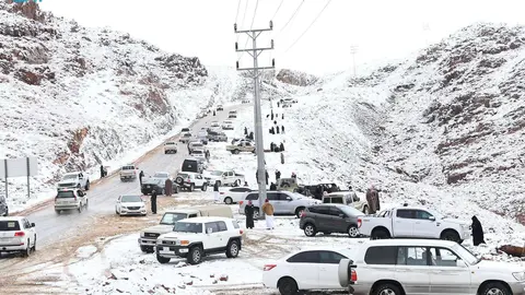 La extraña imagen de nieve en Arabia Saudita. (Twitter)