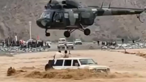 La operación de rescate en RAK. (Policía de Ras Al Khaimah)