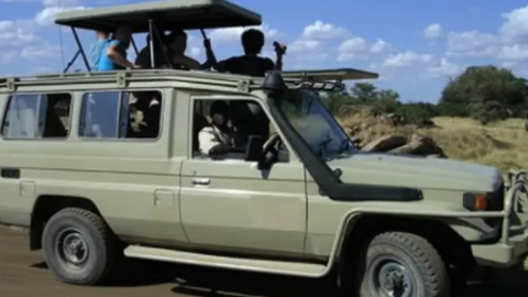 Una foto del Toyota que transportaba al saudí y sus amigos. (Al Arabiya)
