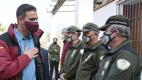 Pedro Sánchez, durante su visita ayer Visitamos al parque de la Sierra de las Nieves-Málaga. (@sanchezcastejon)