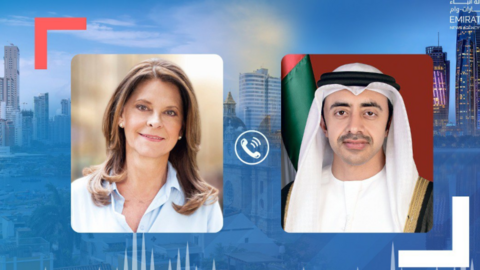 La canciller colombiana y el ministro de Exteriores de Emiratos. (WAM)