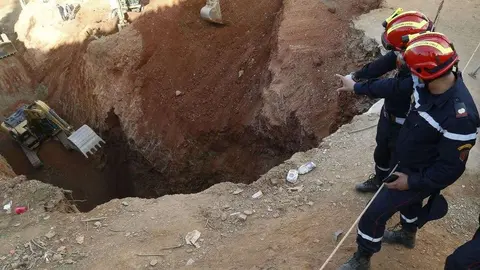 El lugar donde se encuentra atrapado el menor. (Al Arabiya)