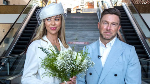 La pareja celebró su boda civil en Abu Dhabi. (The National)