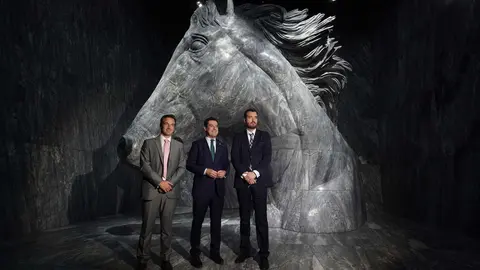 Juanma Moreno visita Vision Pavilion.