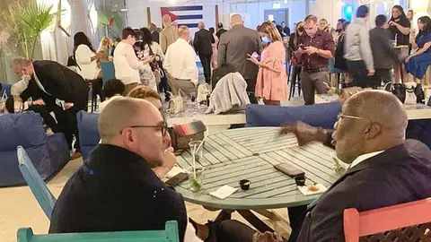 Un momento de la fiesta para conmemorar el Día de Honor de Cuba en Expo Dubai. (EL CORREO)